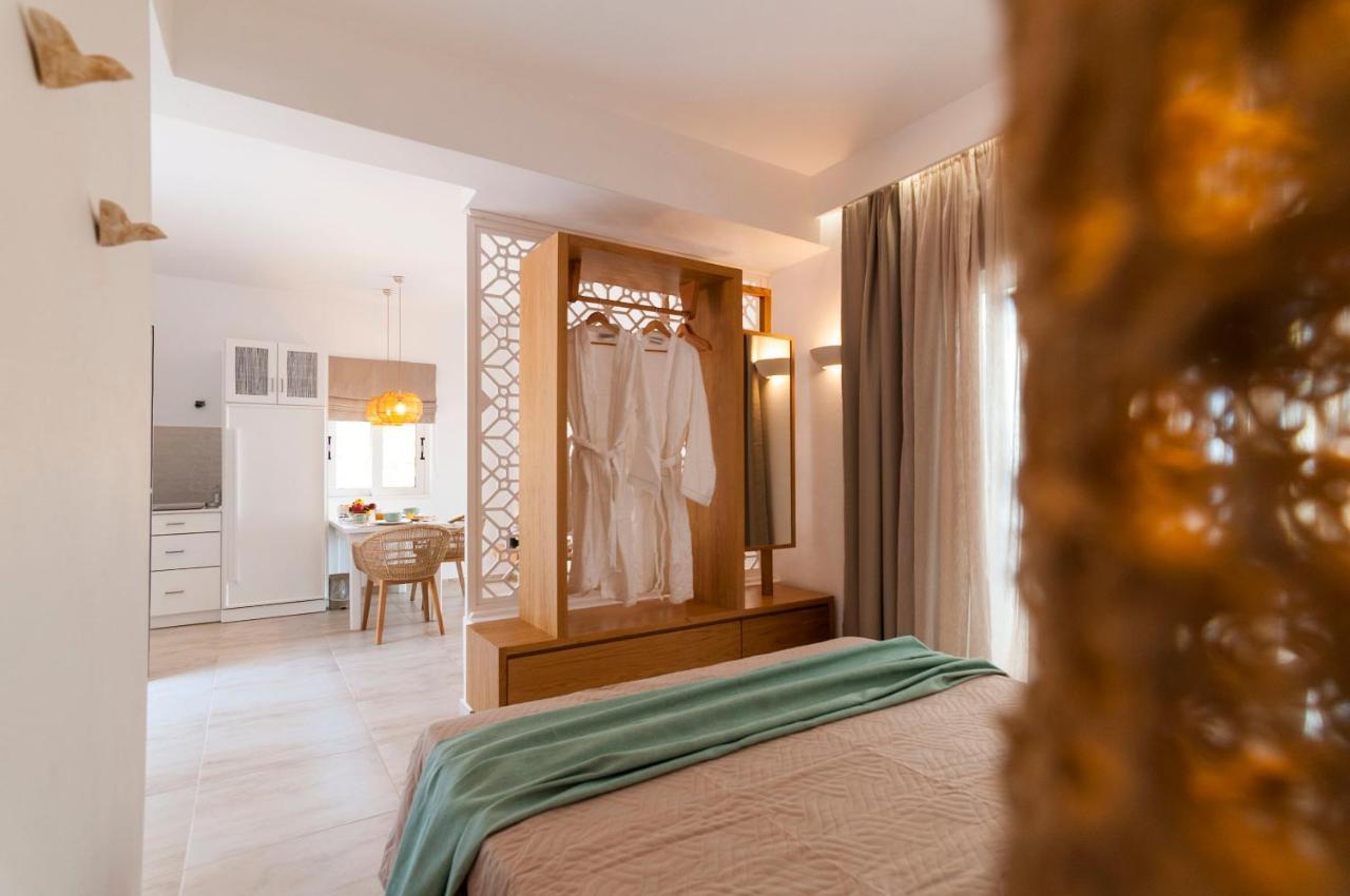 Akropolis Village Complex Of Luxury Residence Kyra Panagia ภายนอก รูปภาพ