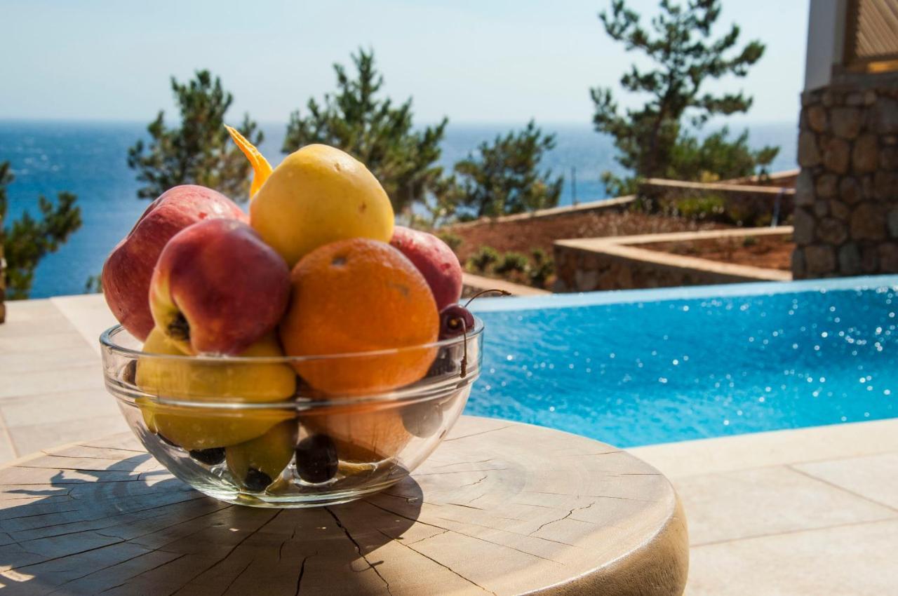 Akropolis Village Complex Of Luxury Residence Kyra Panagia ภายนอก รูปภาพ