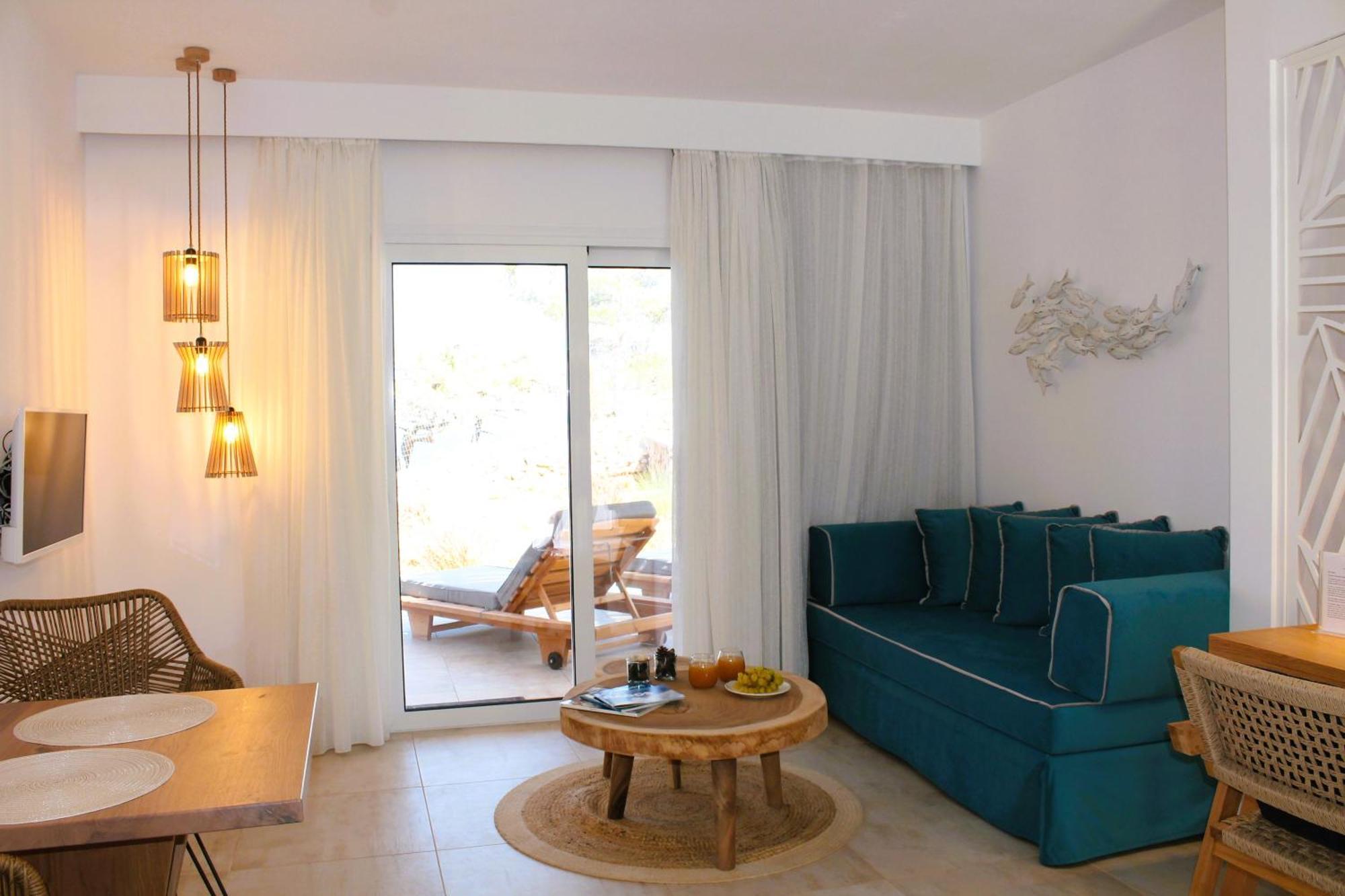 Akropolis Village Complex Of Luxury Residence Kyra Panagia ภายนอก รูปภาพ
